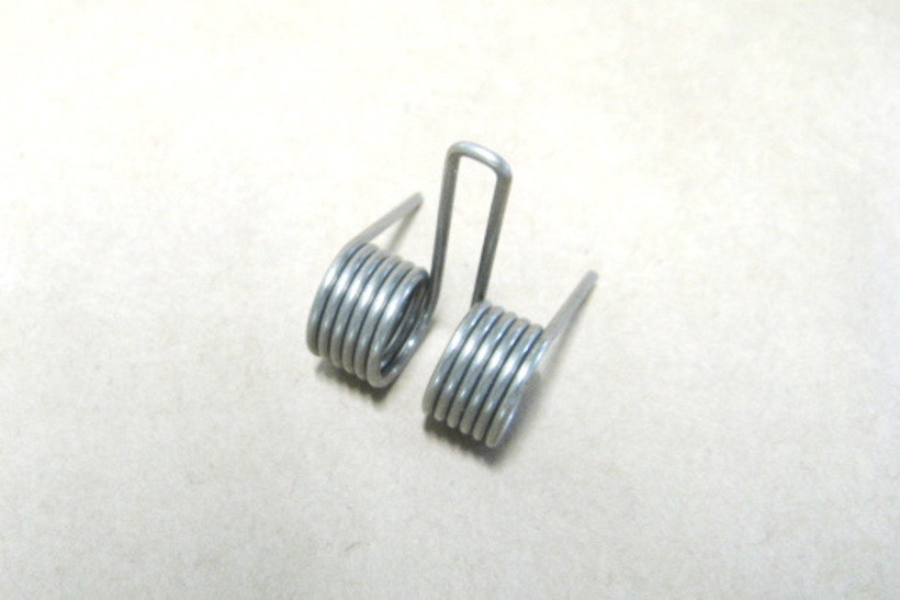 Double torsion spring φ3.0｜Spring Products｜Sawane Spring Co., Ltd. We deliver prototype, small